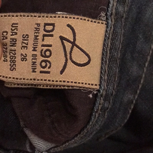 DL 1961 LADIES JEANS - Picture 4 of 5